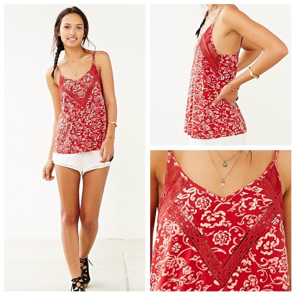 Urban Outfitters Staring At Stars Floral Cami Tank - Picture 4 of 6